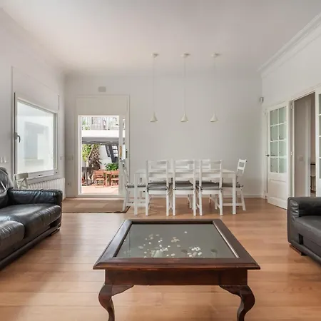 Cristina By Hhbcn Castelldefels